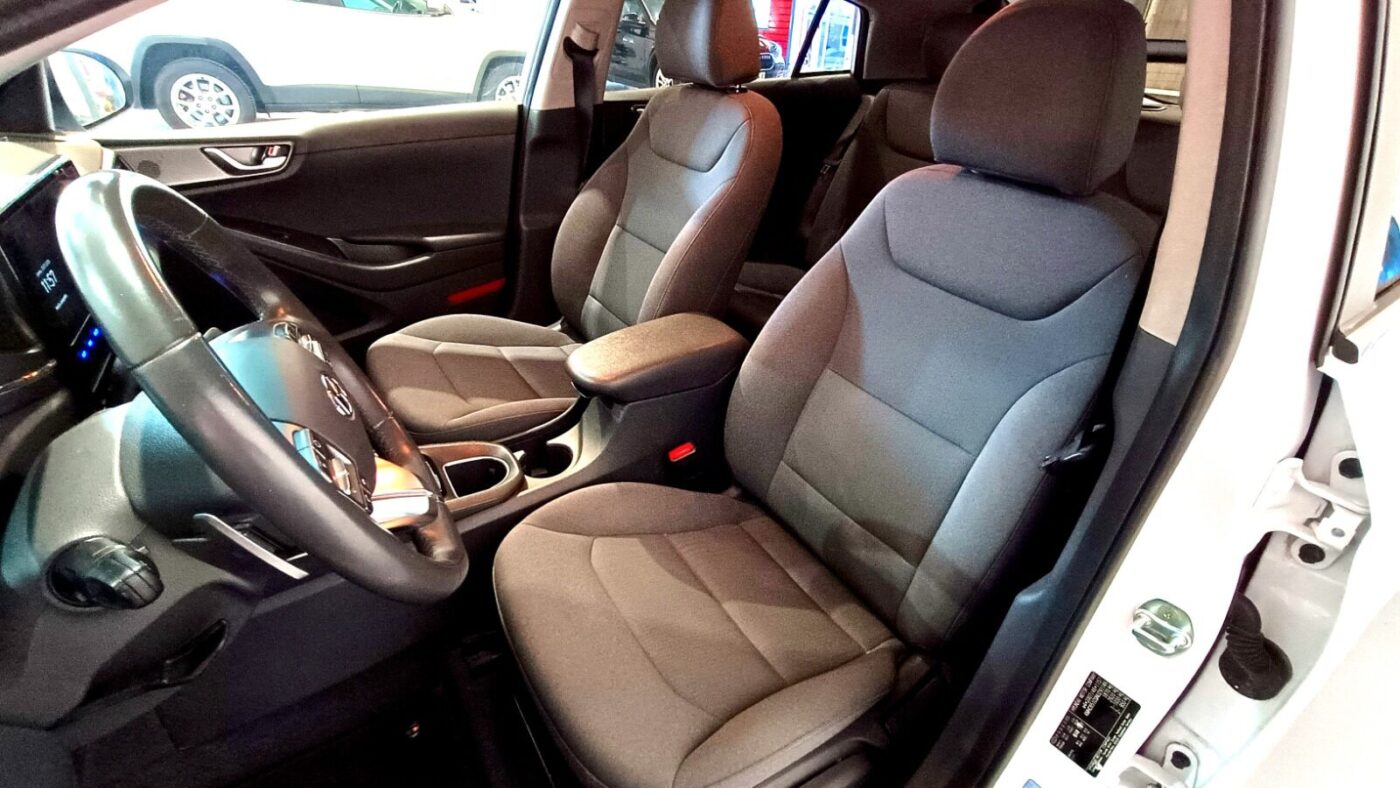 HYUNDAI IONIQ HYBRID 1.6 GDI TECNO DCT