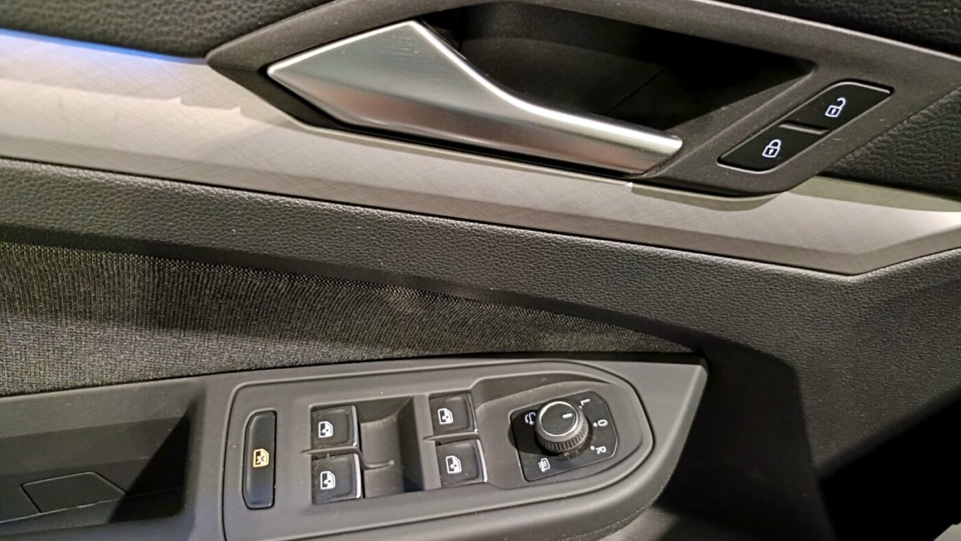 VOLKSWAGEN GOLF VARIANT 2.0 DSG LIFE