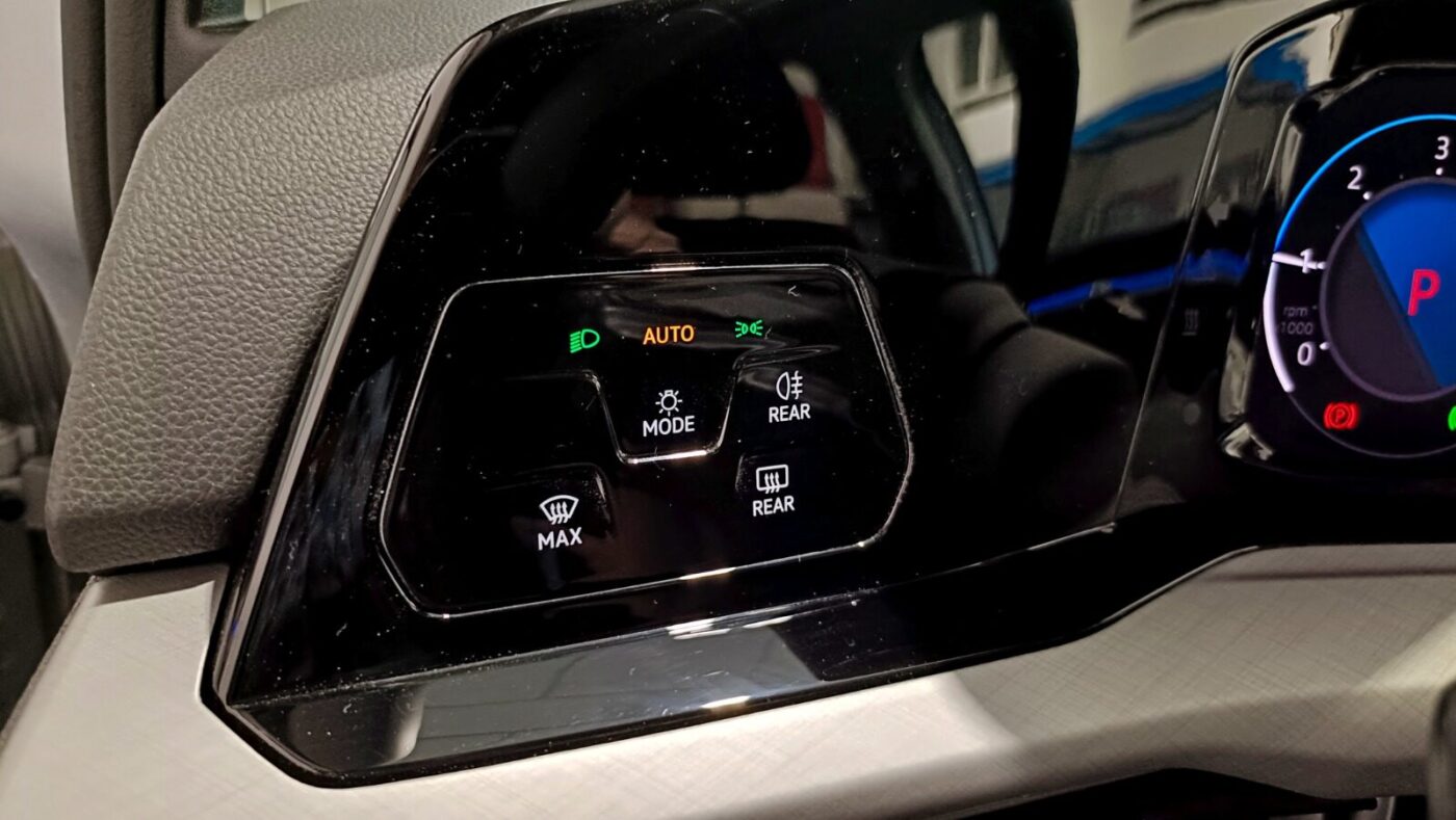 VOLKSWAGEN GOLF VARIANT 2.0 DSG LIFE
