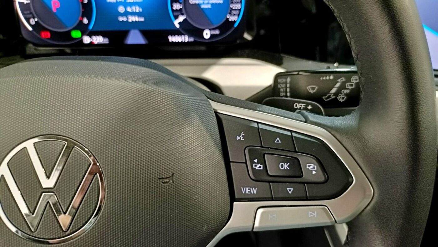 VOLKSWAGEN GOLF VARIANT 2.0 DSG LIFE