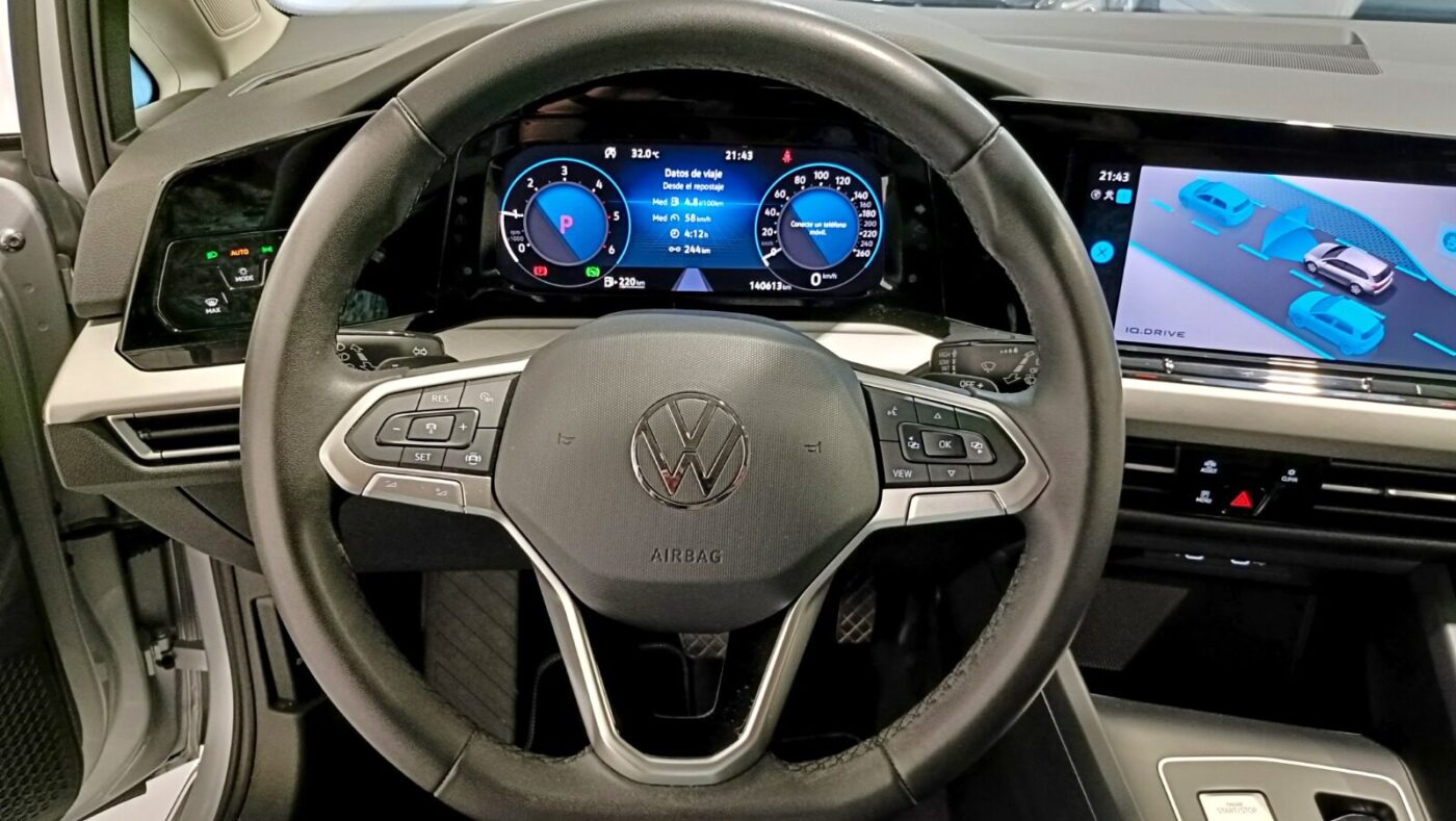 VOLKSWAGEN GOLF VARIANT 2.0 DSG LIFE