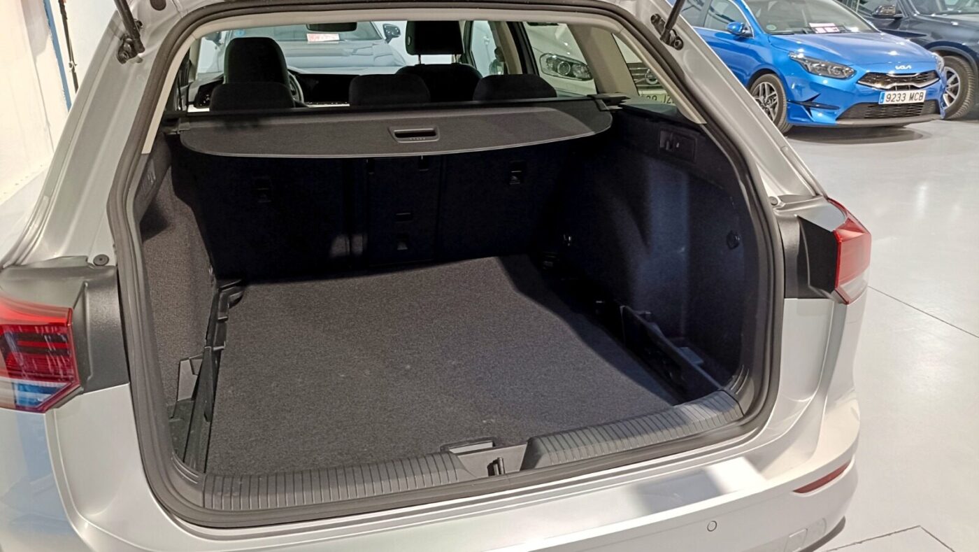 VOLKSWAGEN GOLF VARIANT 2.0 DSG LIFE