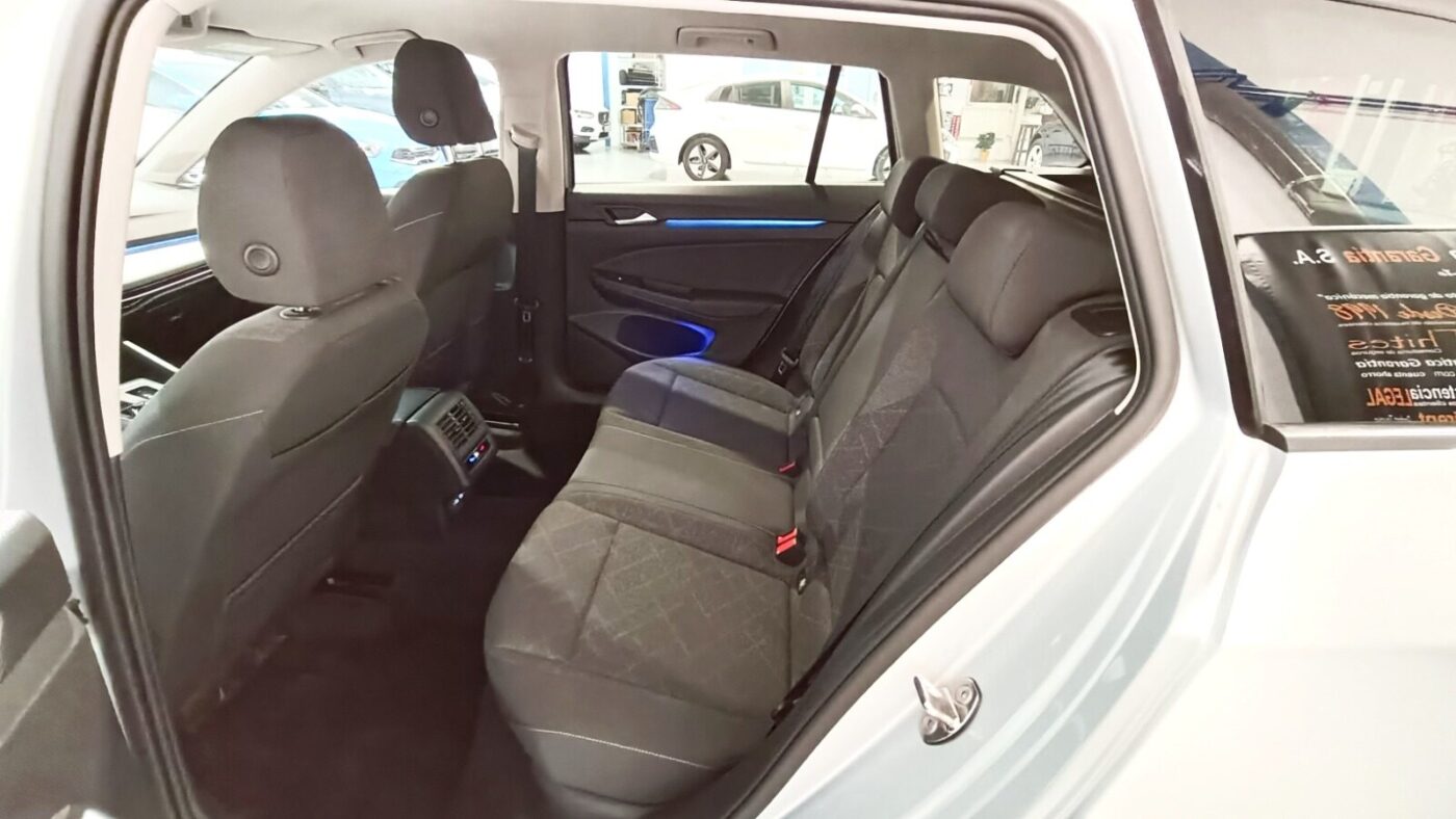 VOLKSWAGEN GOLF VARIANT 2.0 DSG LIFE