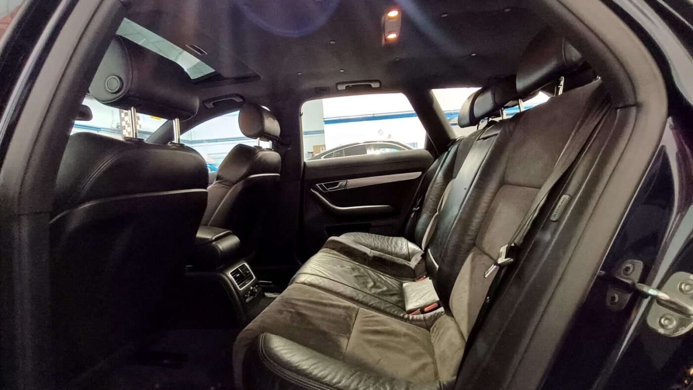 AUDI A6 AVANT 2.7 V6 AUTO