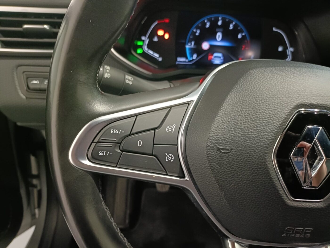 RENAULT CLIO ZEN TCE