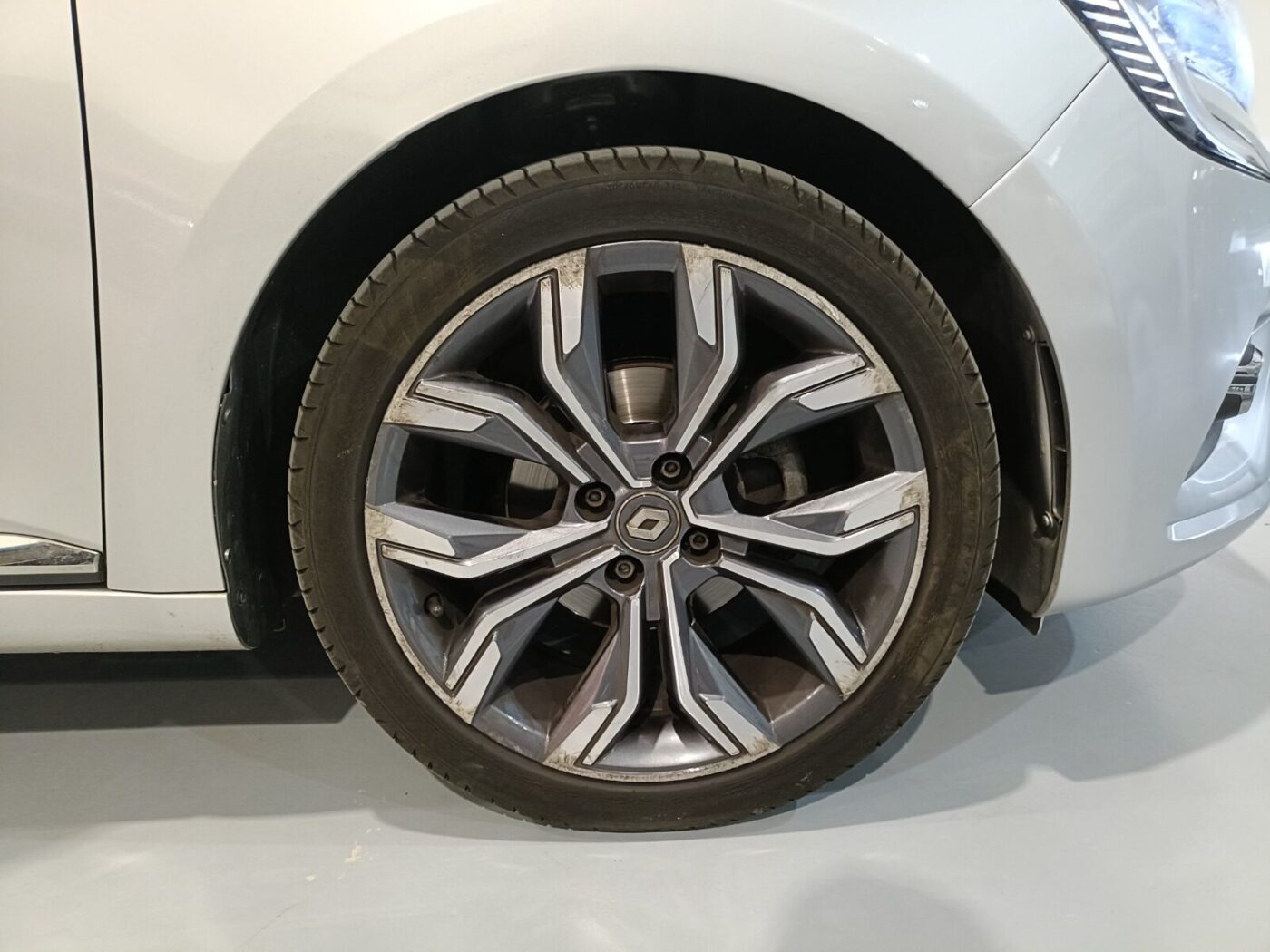 RENAULT CLIO ZEN TCE