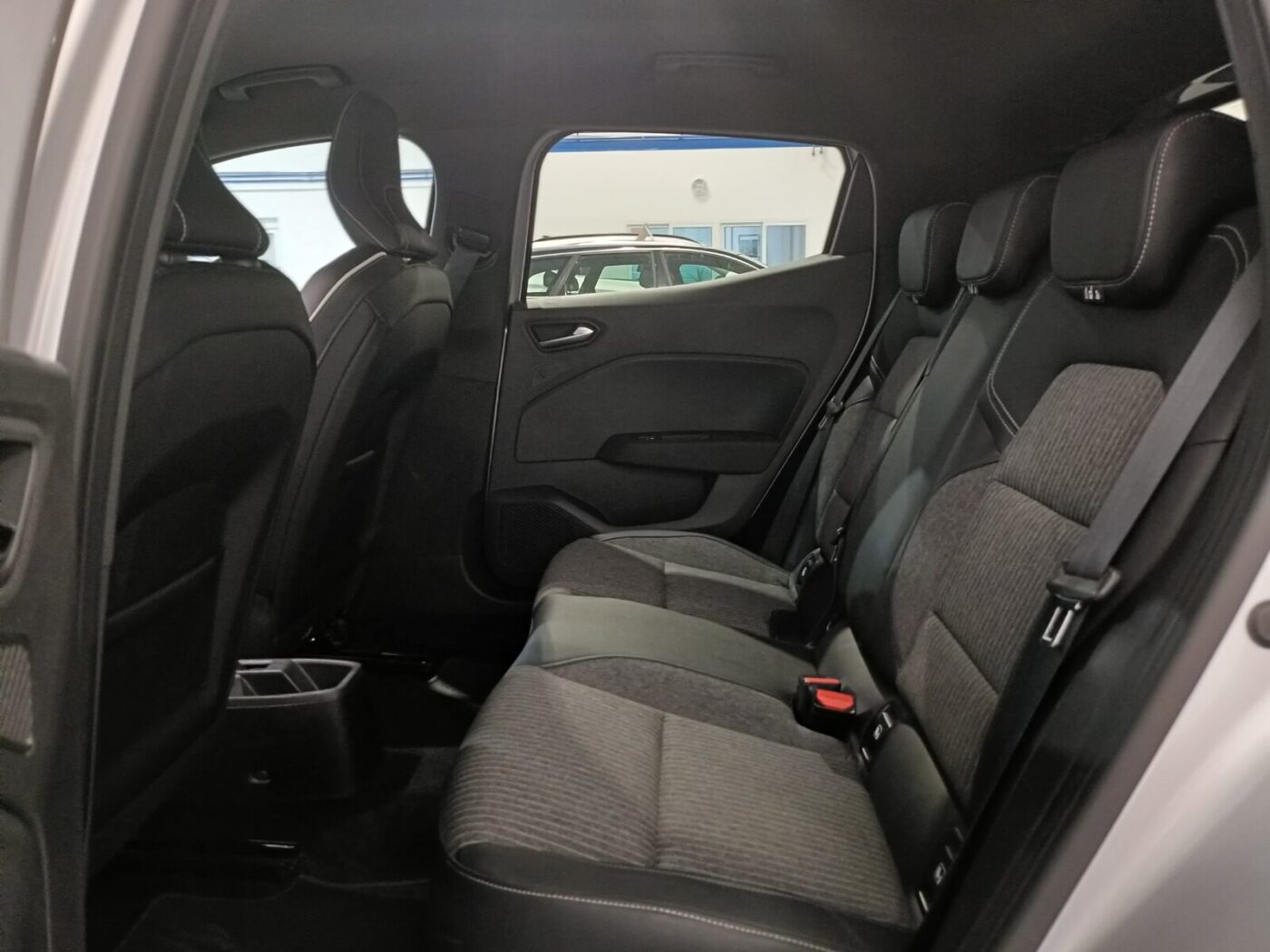 RENAULT CLIO ZEN TCE